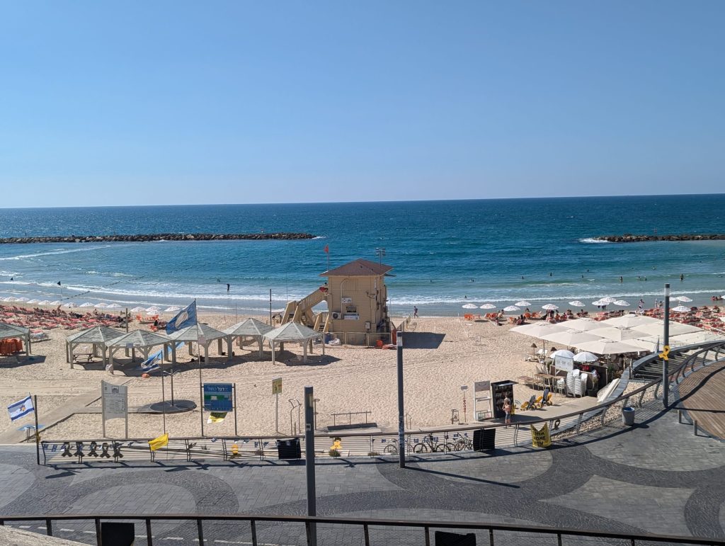 gordon beach tel aviv