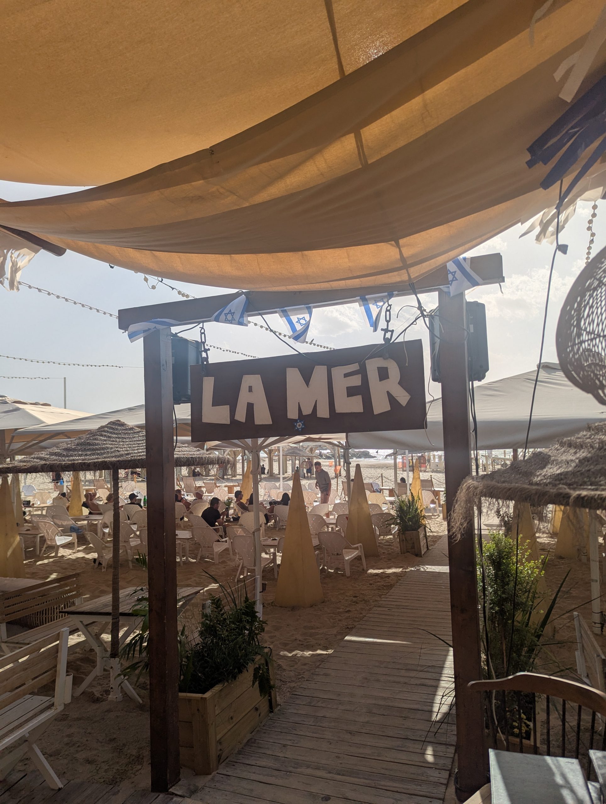 חוף לה מר תל-אביב | La Mer Beach Tel Aviv