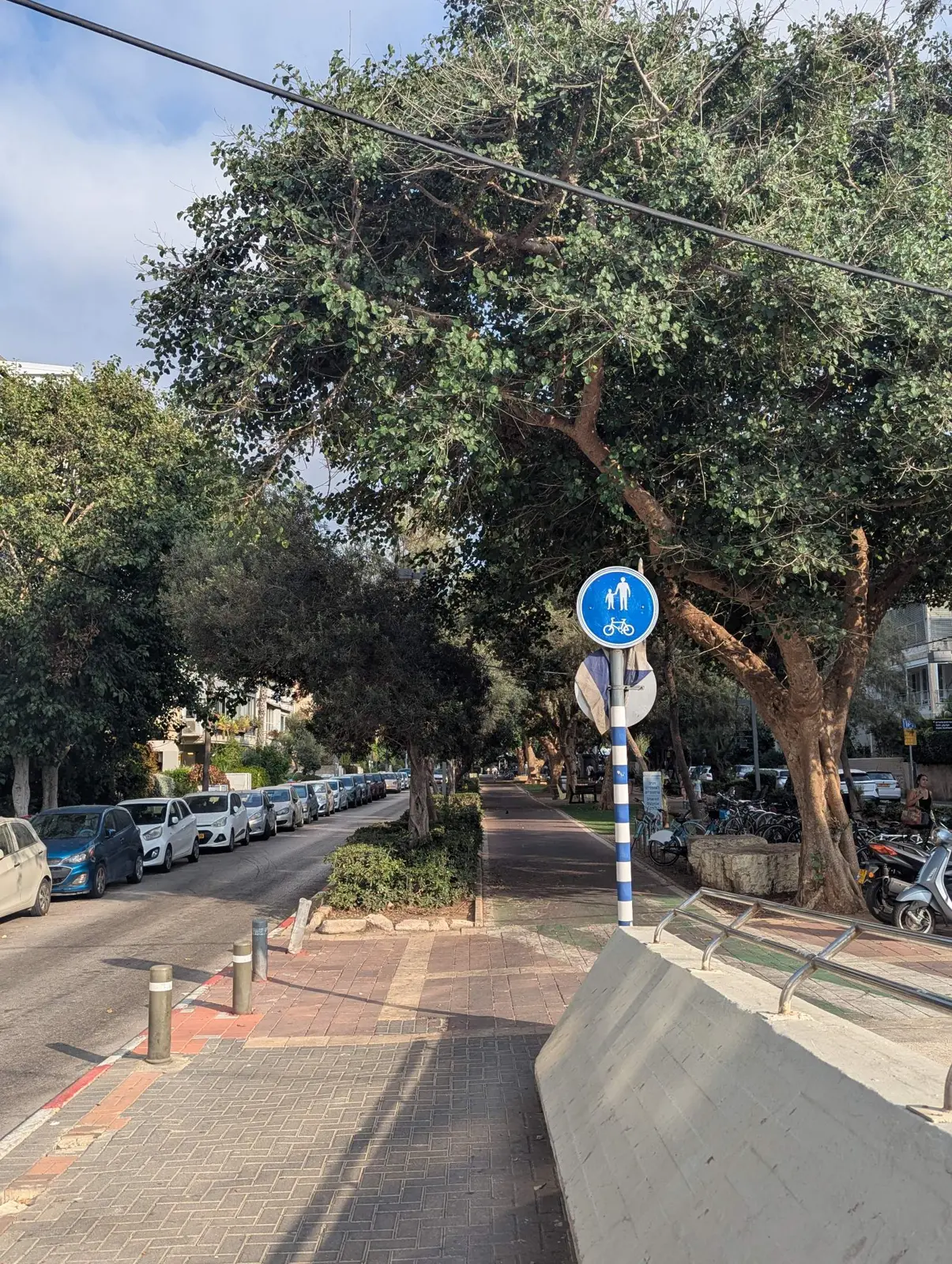 Living Near the Beach in Tel Aviv: Neighborhoods and Apartments Compared