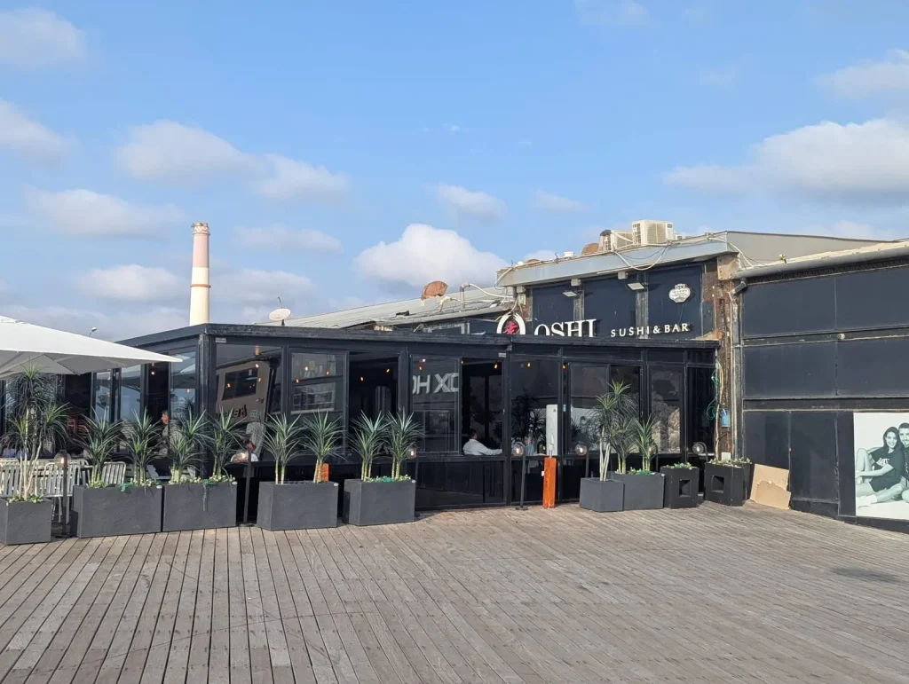 Oshi Sushi and Bar on the Tel Aviv Port boardwalk