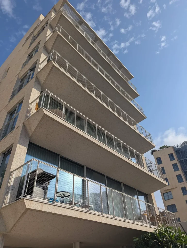 Apartment building with deep sea-facing balconies on Hayarkon Street